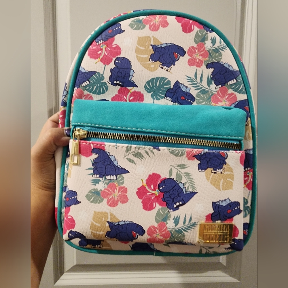 GODZILLA small back pack bioworld